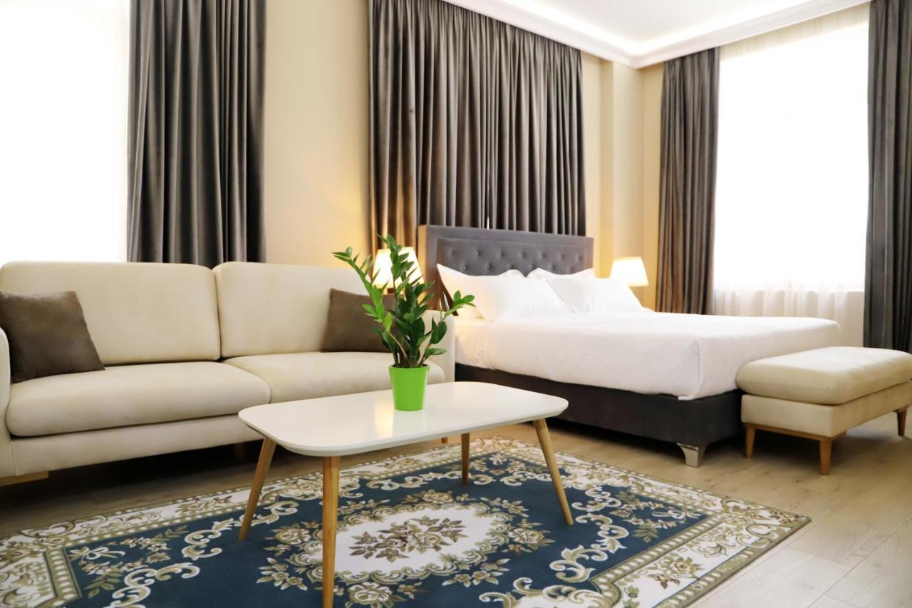 Colombo 5*