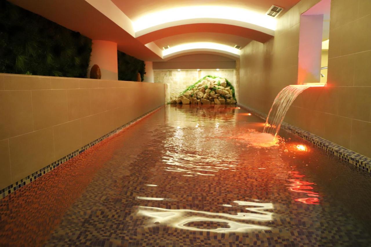 Hotel Colombo 5*