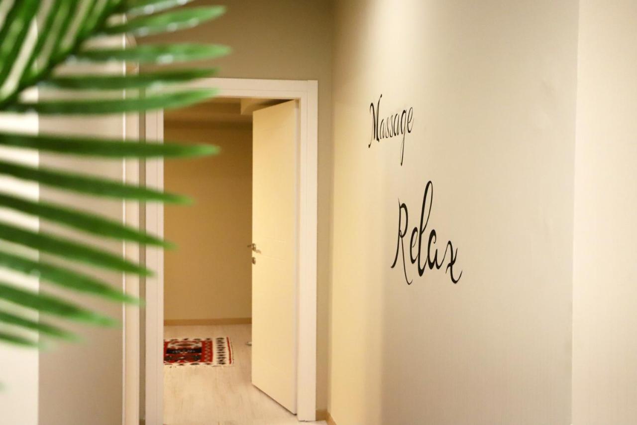 Colombo Hotell Berat