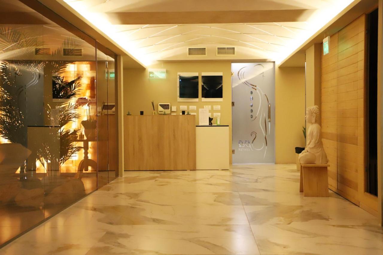 Colombo Hotell Berat
